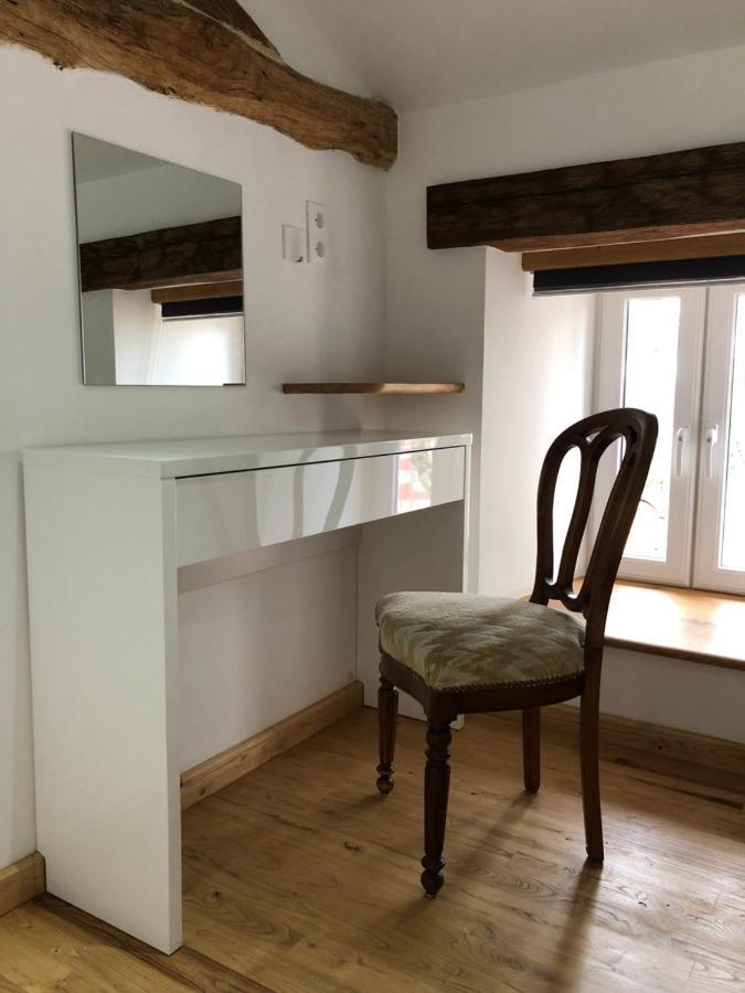 The Walnut Tree Chambre D'Hotes Le Dorat 外观 照片